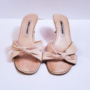 Manolo Blahnik Cream Oggiba Nappa Leather Kitten Heel Slides Sz EU 37.5 (US 7.5)
